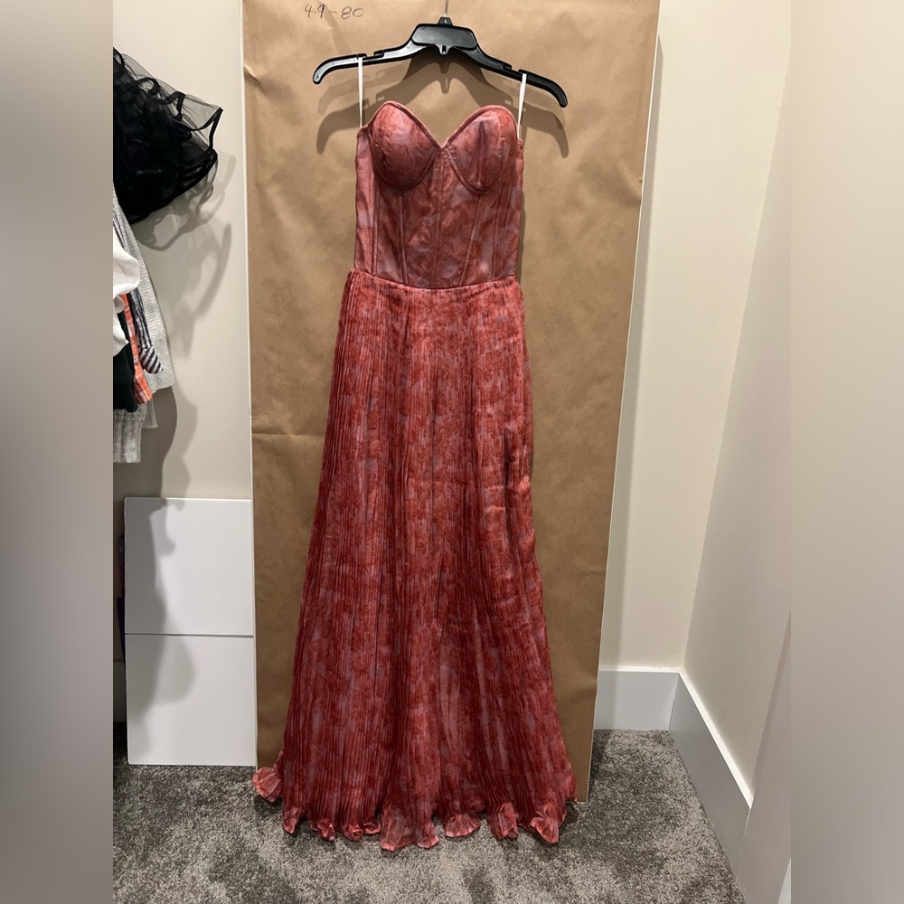 size 2 or XS; “Simone Floral Print
Organza A-Line Silhouette Evening Outfit”